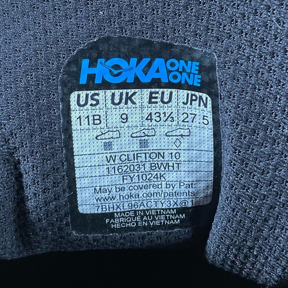 Hoka One Clifton 10 Running Shoes Women’s 11 B Black White 1162031 BWHT - Picture 9 of 9